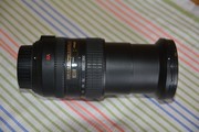 Объектив Nikon AF-S DX NIKKOR 18-200mm f/3.5-5.6G