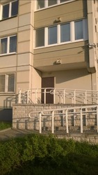 Сдам офис 37 м2 с отдельным входом Каменногорская 100